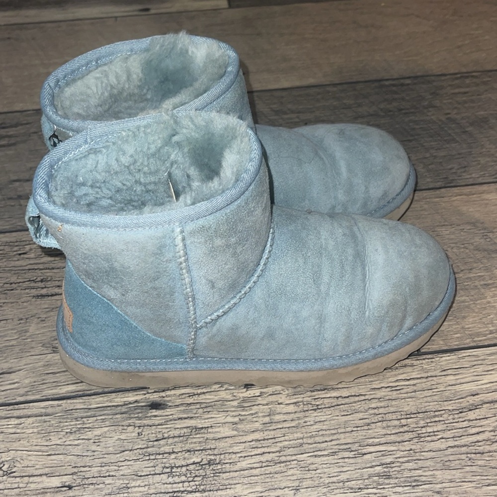 blue mini uggs - Picture 4 of 6